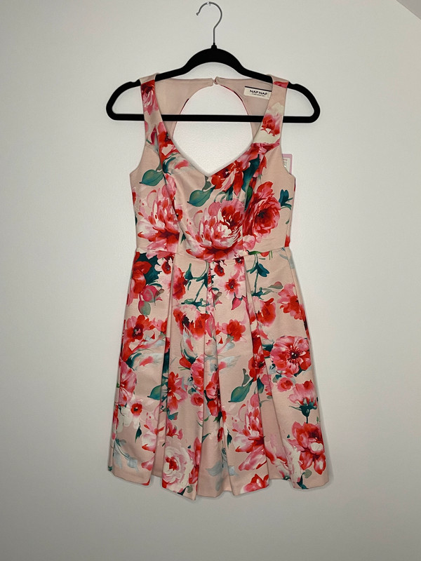 Robe pour occasion à fleurs