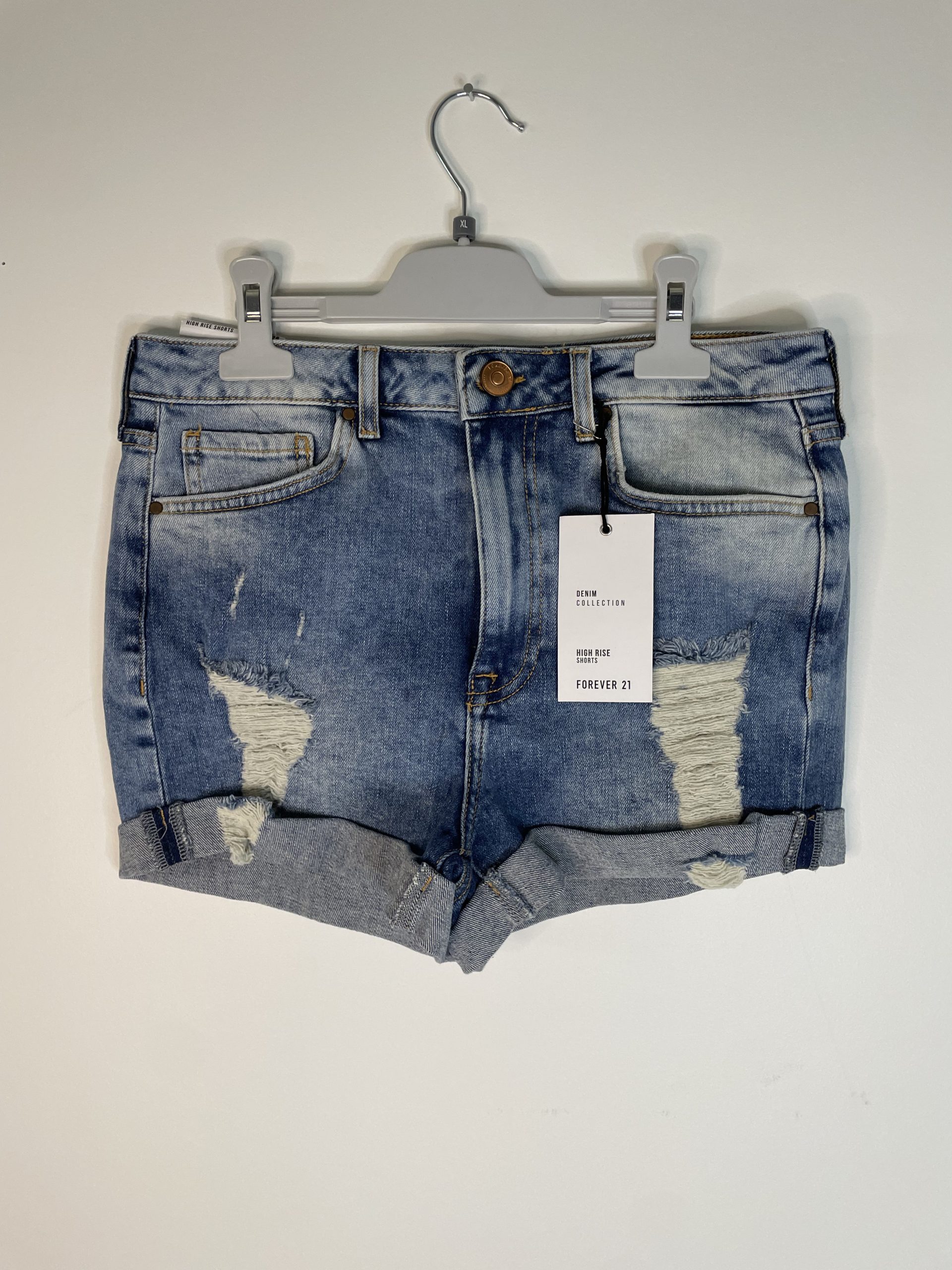 short en jean neuf taille 36 forever 21