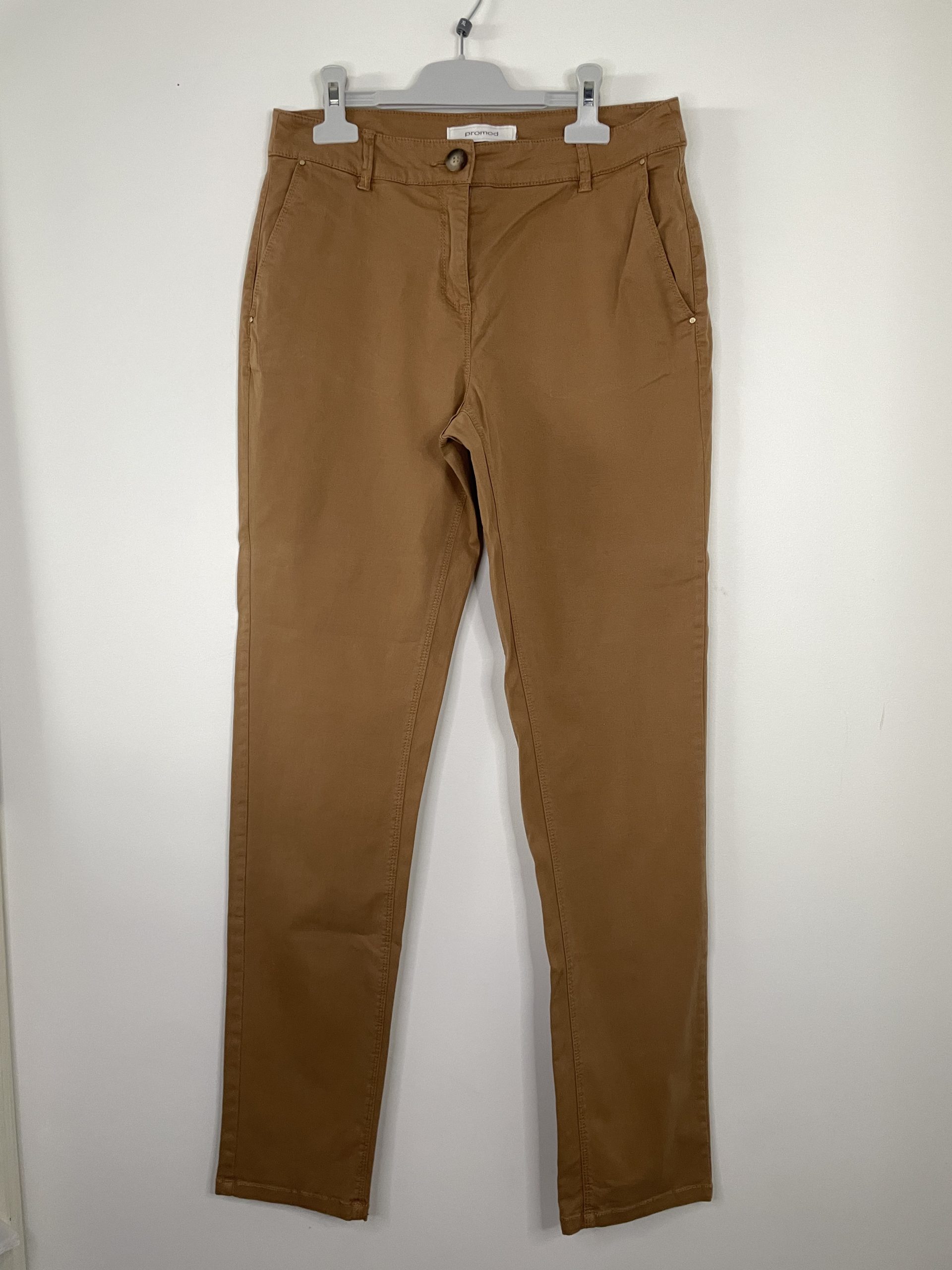 Pantalon couleur cognac