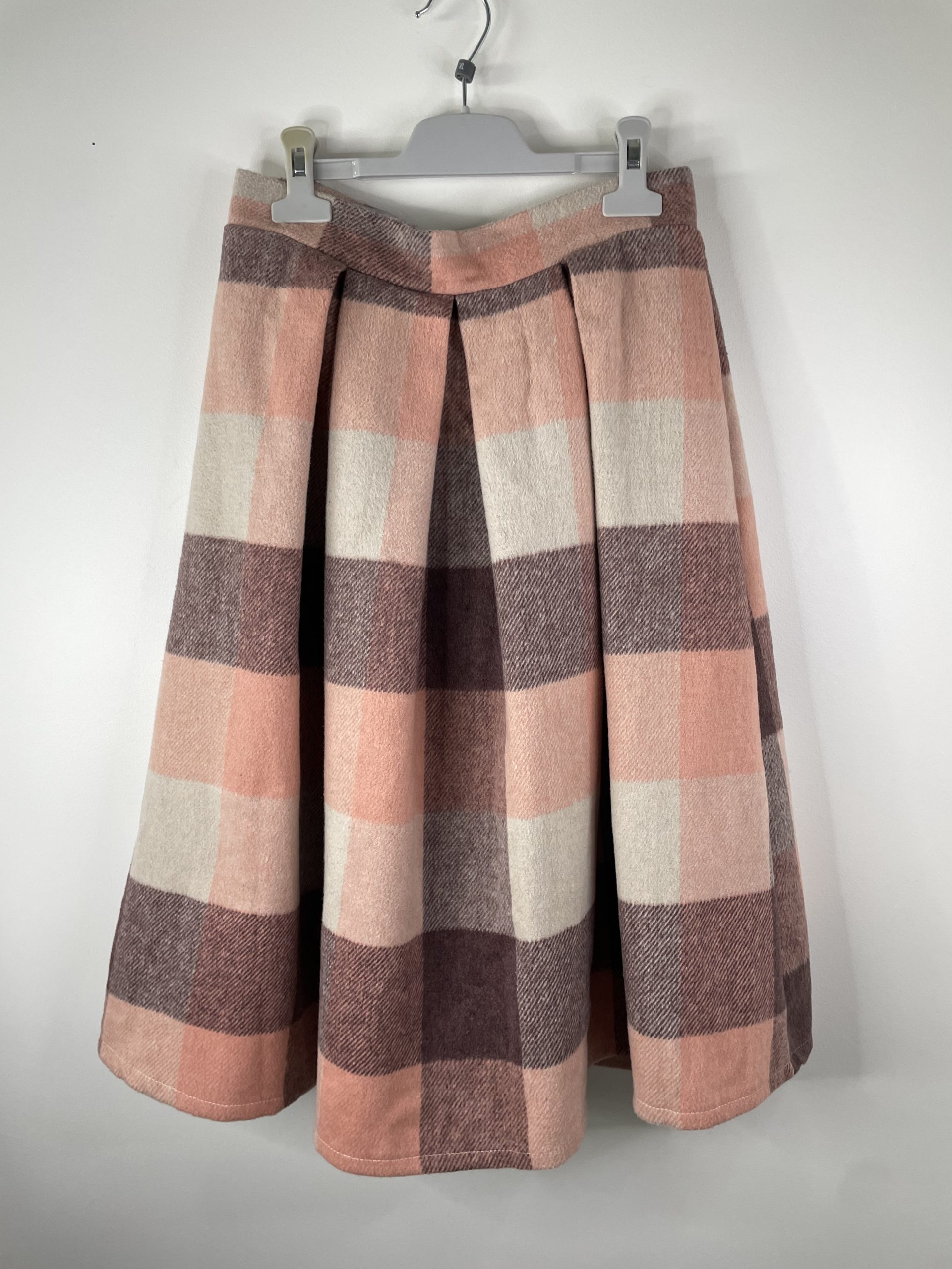 Jupe maxi motifs carreaux